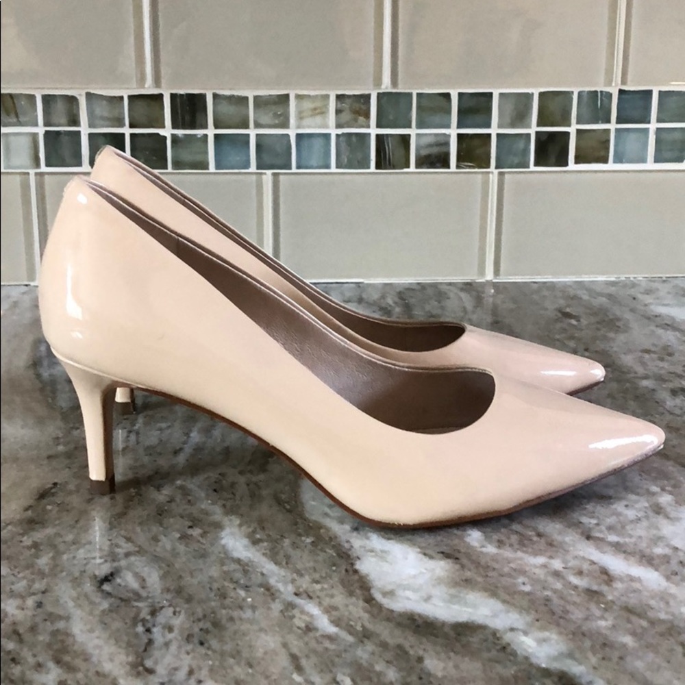 Louise et Cie Nude Low Heels Size 6